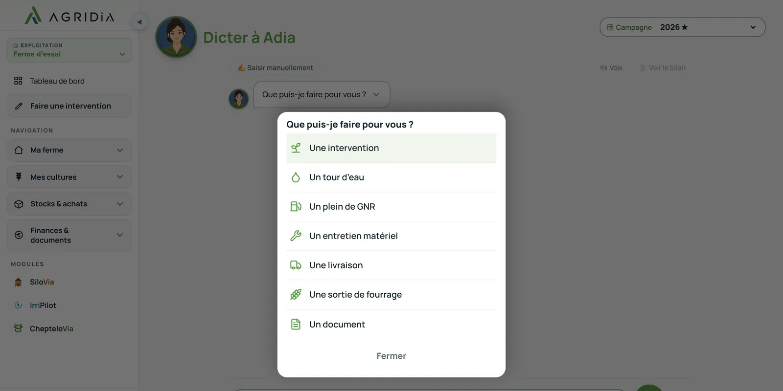 Adia sur ordinateur : « Que puis-je faire pour vous ? » et la liste de ce qu’elle sait noter